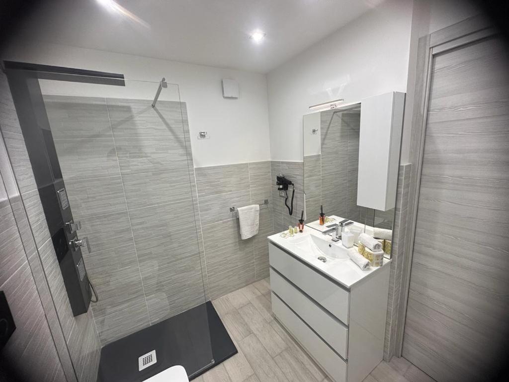 Villa House30 Aeroporto di Catania Fontana Rossa Esterno foto